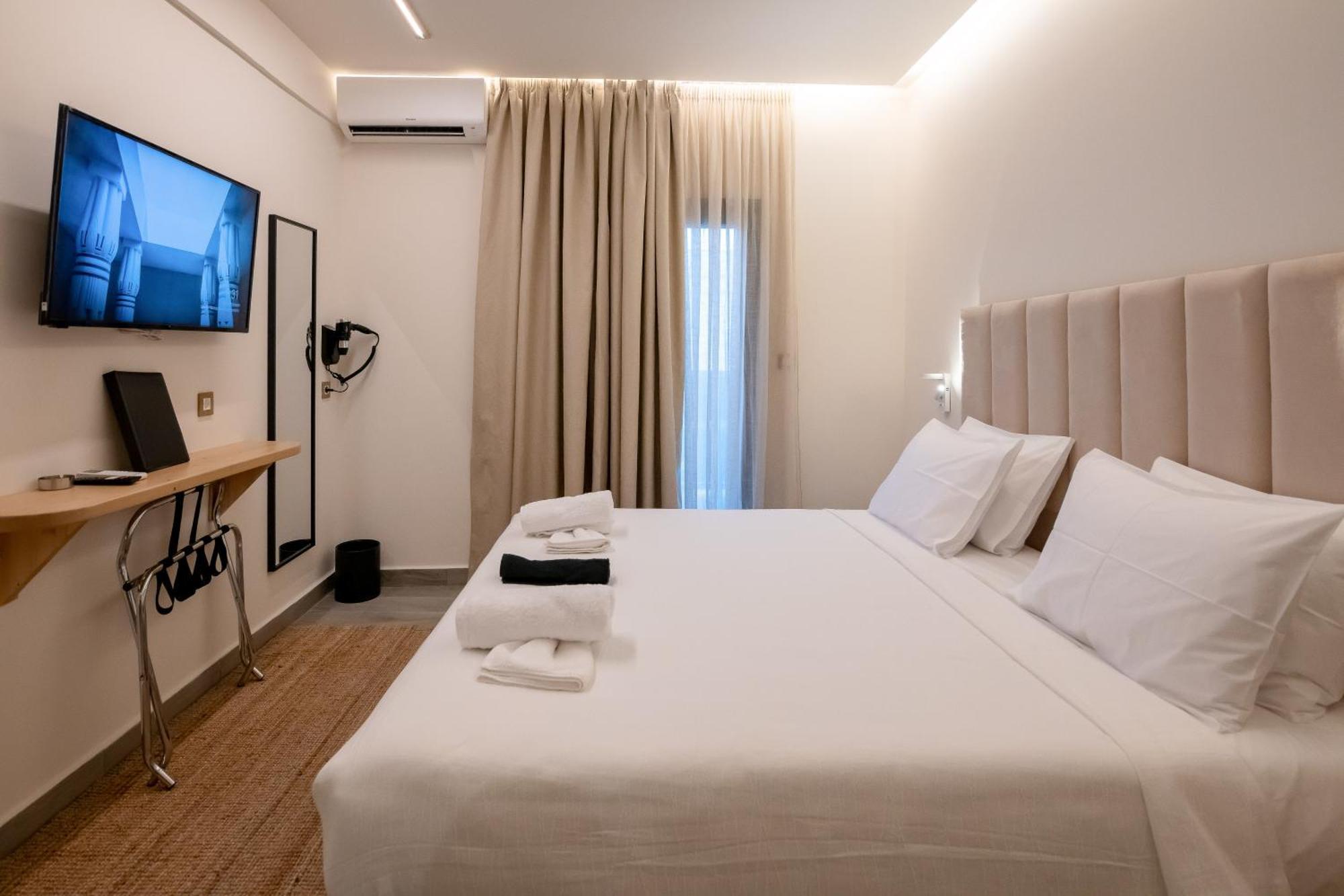 Ocean 11 Hotel Skiathos-stad Buitenkant foto