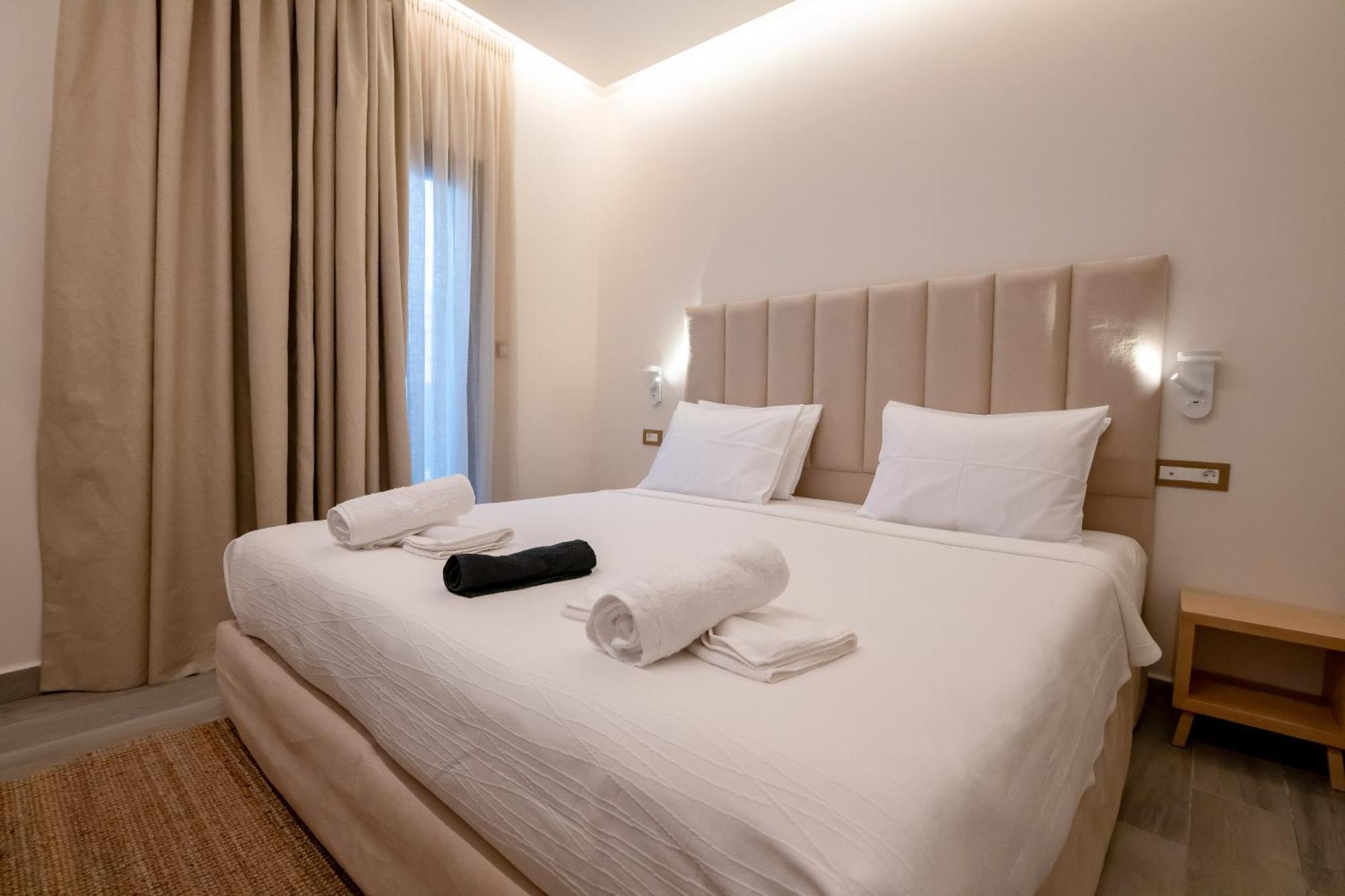 Ocean 11 Hotel Skiathos-stad Buitenkant foto